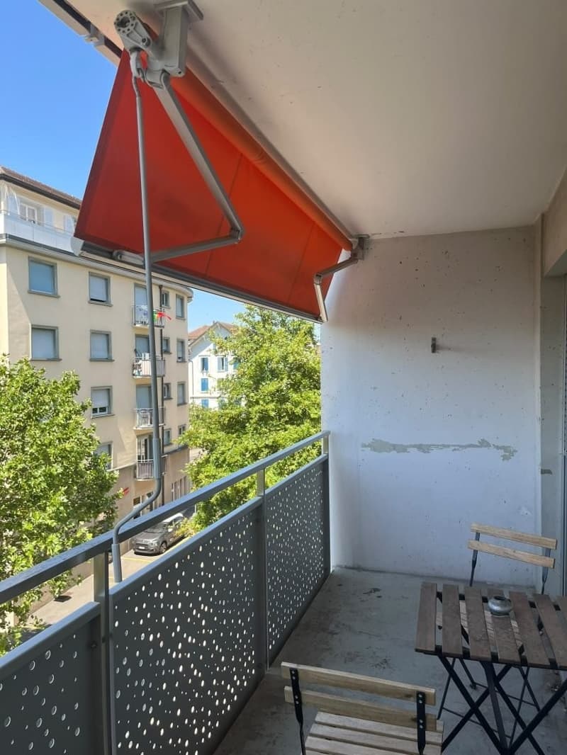 Appartement de 2.5 pièces au 3ème étage avec balcon à Renens (7)
