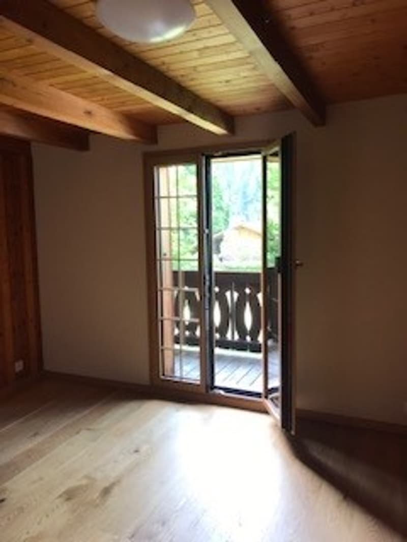 Plans-sur-Bex : chalet historique de 3.5 pièces à louer (8)