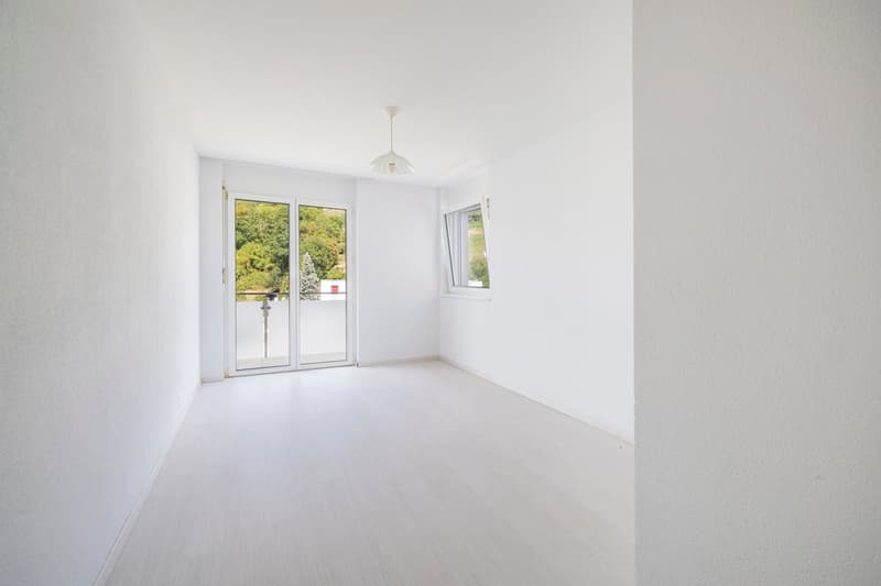 Lumineux appartement en attique de 4 pièces avec vue sur les montagnes à Bex (8)
