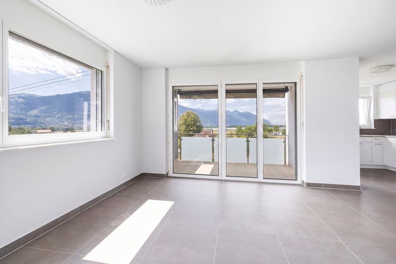 Lumineux appartement en attique de 4 pièces avec vue sur les montagnes à Bex (10)
