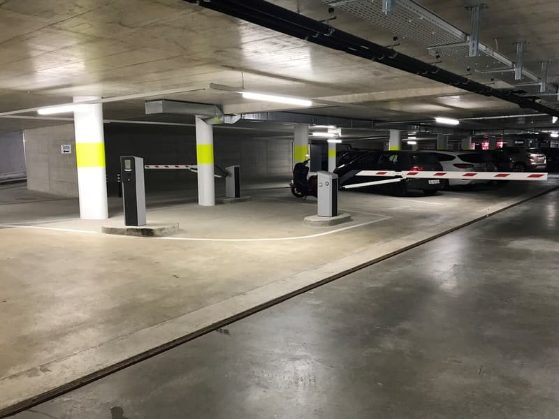 Places de parc intérieures (2)