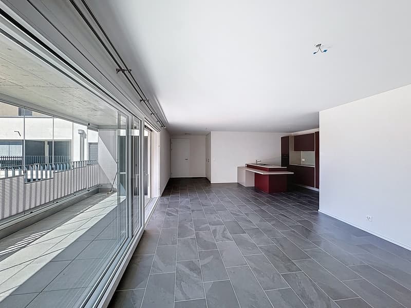 Appartement en sous-attique de 4.5 pièces avec grand balcon/terrasse (13)
