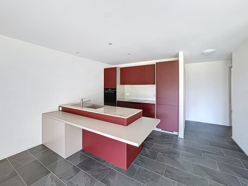 Appartement en sous-attique de 4.5 pièces avec grand balcon/terrasse (2)