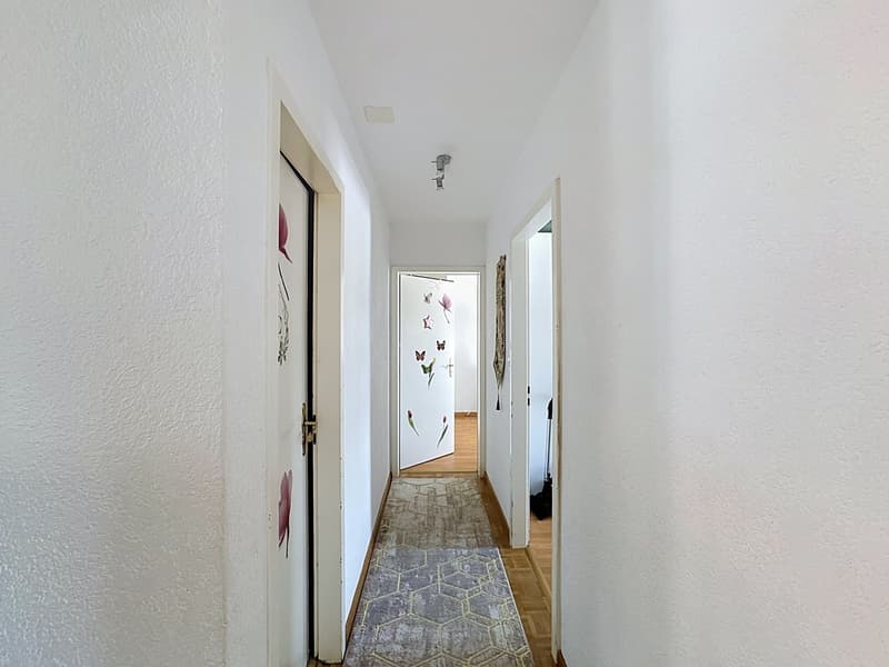Appartement lumineux et proche des commodités avec loggia/balcon (7)