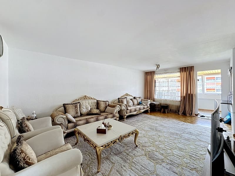 Appartement lumineux et proche des commodités avec loggia/balcon (4)