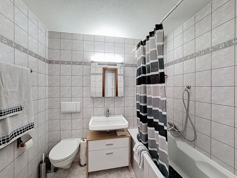 Appartement en attique de 5.5 pièces avec deux terrasses et deux balcons (13)