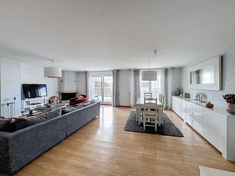 Appartement en attique de 5.5 pièces avec deux terrasses et deux balcons (4)