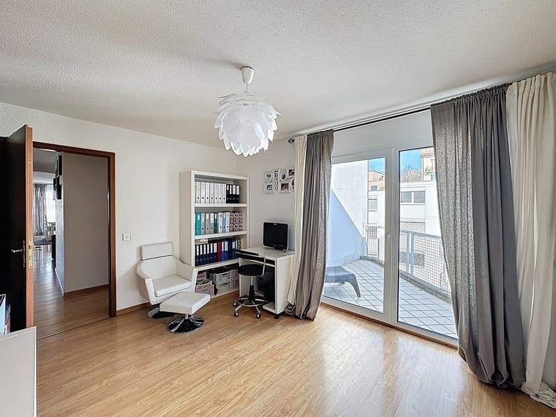 Appartement en attique de 5.5 pièces avec deux terrasses et deux balcons (8)