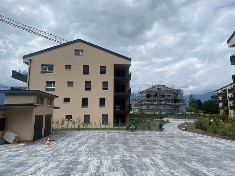 Place de parc intérieure à louer à Aigle (2)