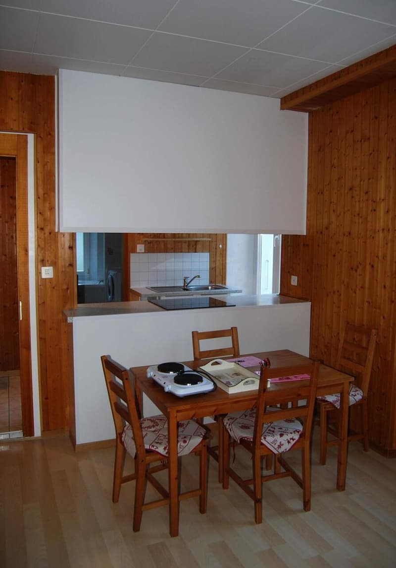 2.5 pièces au 1er étage (10)