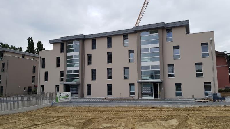 Studio au rez-de-chaussée (1)
