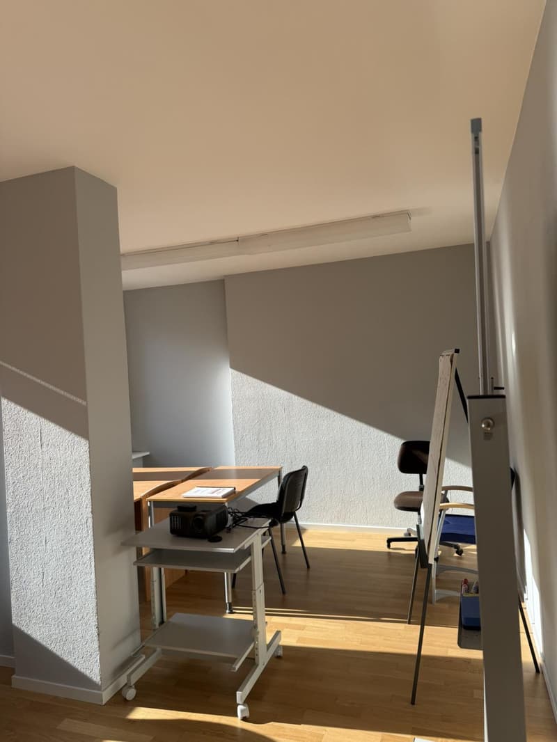 Votre nouveau bureau aux Acacias, au coeur du PAV (6)