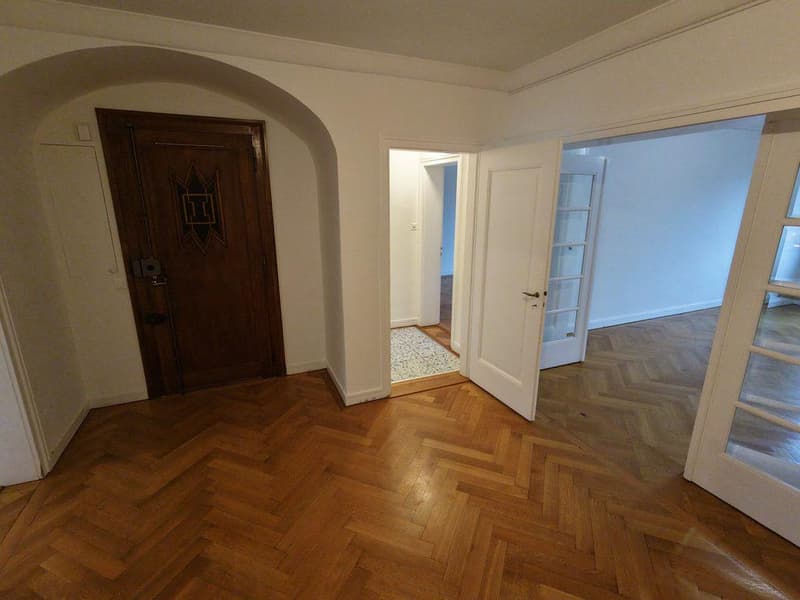 Exclusivité - Appartement traversant 5 pièces - Spacieux et Lumineux - Emplacement privilégié - Etage élevé - Vue parc des Eaux-Vives (4)