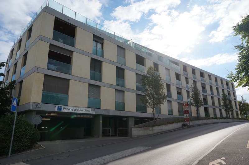Place de parking motos, située au 2ème sous-sol. (1)