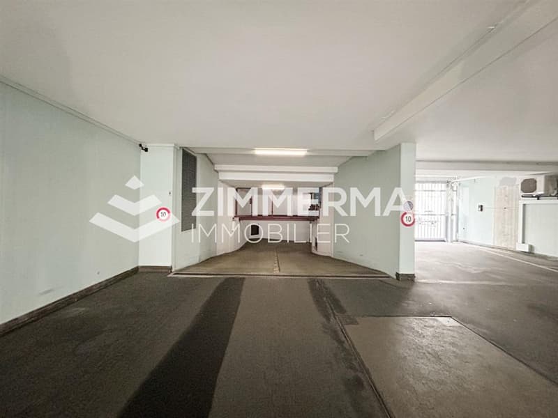 Entrée parking