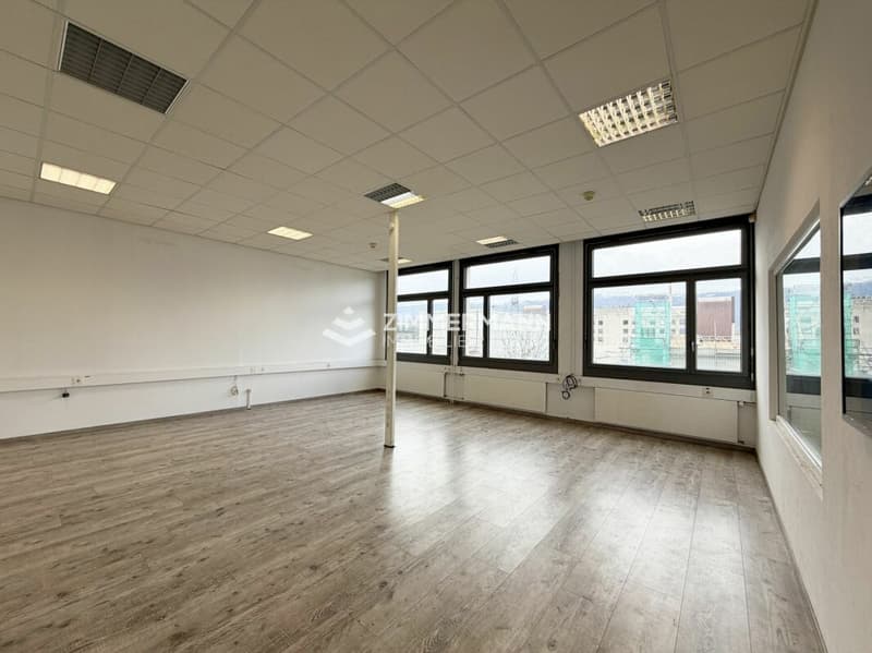 Bureaux modernes à louer - Satigny (166 m²) avec 4 places de parking (4)