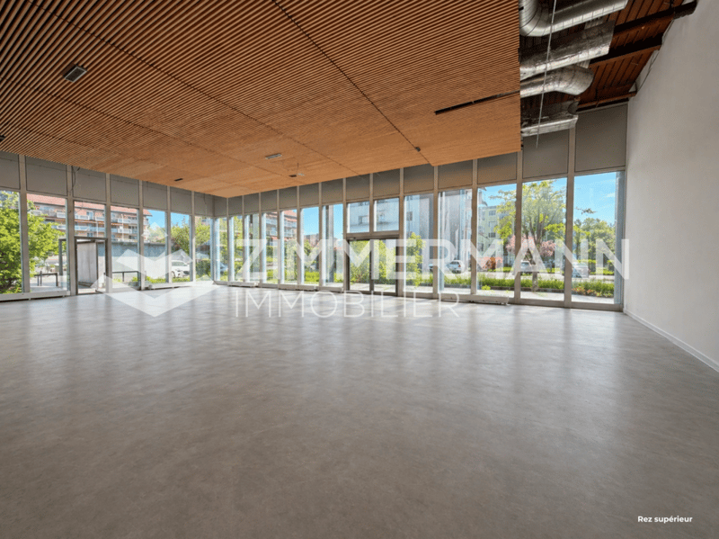 Surface commerciale au rez 525m2 (1)