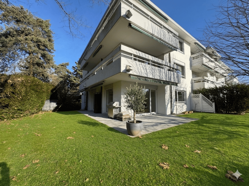 Appartement 4.5 pièces dans résidence proche du lac (1)