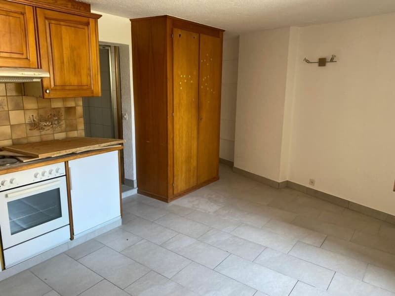 Petit immeuble de rendement au coeur de Fully (3)