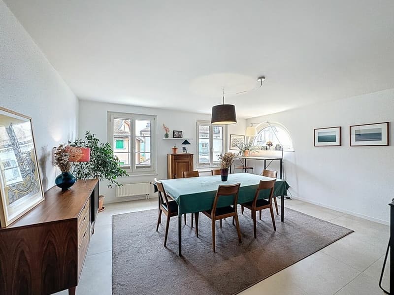 DUPLEX DE CARACTÈRE RÉNOVÉ AU COEUR DE FÉCHY-DESSUS (4)