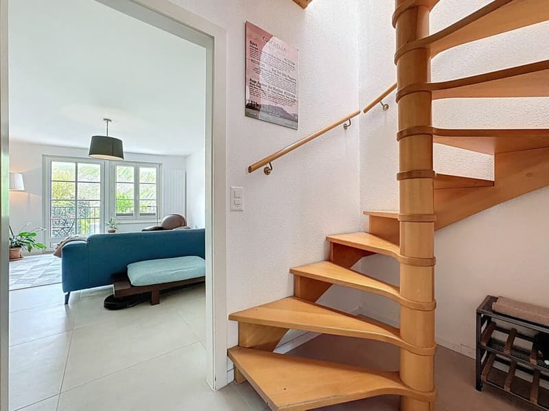 DUPLEX DE CARACTÈRE RÉNOVÉ AU COEUR DE FÉCHY-DESSUS (13)