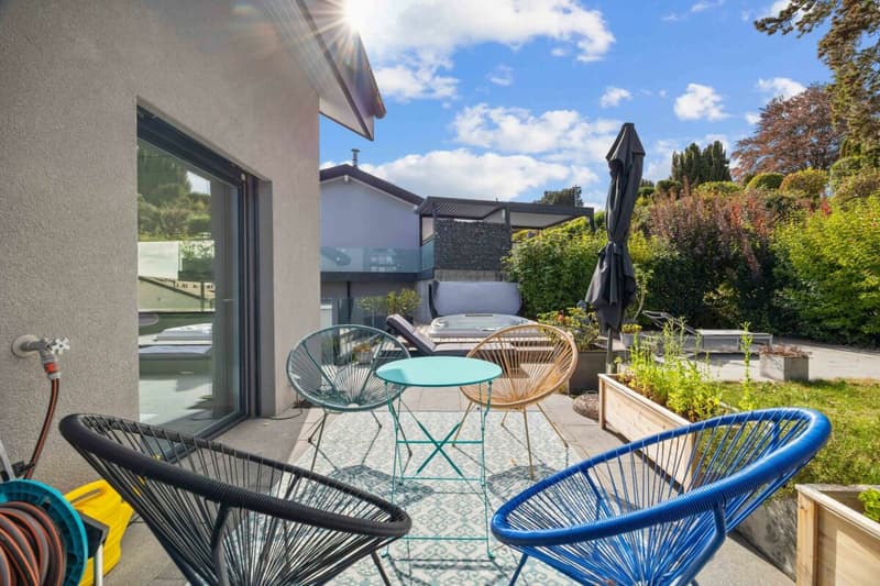 Villa contemporaine avec vue panoramique sur le Léman et les Alpes (21)