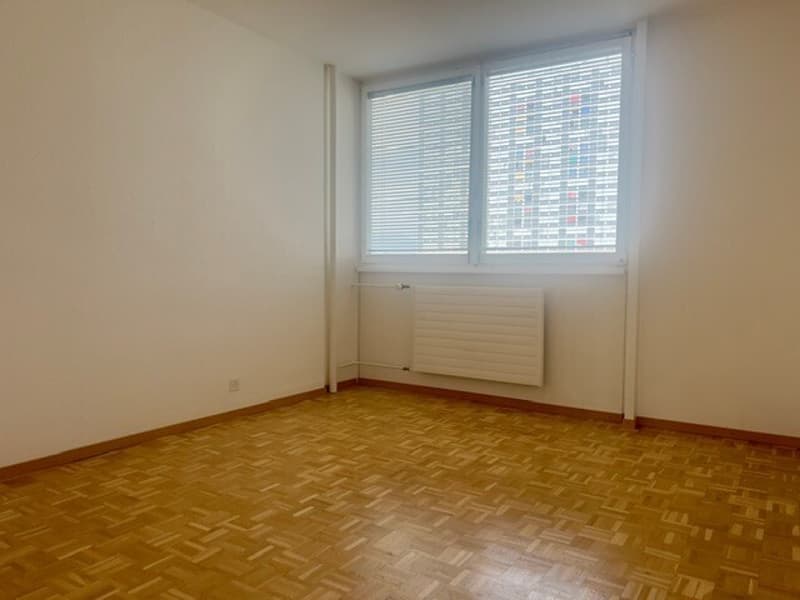 APPARTEMENT TRAVERSANT DE 5 PIECES (6)