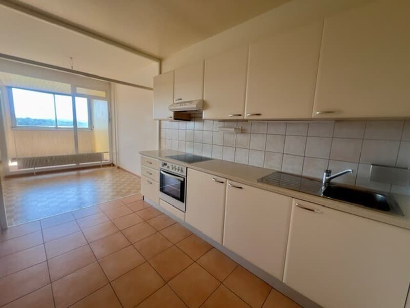 APPARTEMENT TRAVERSANT DE 5 PIECES (4)