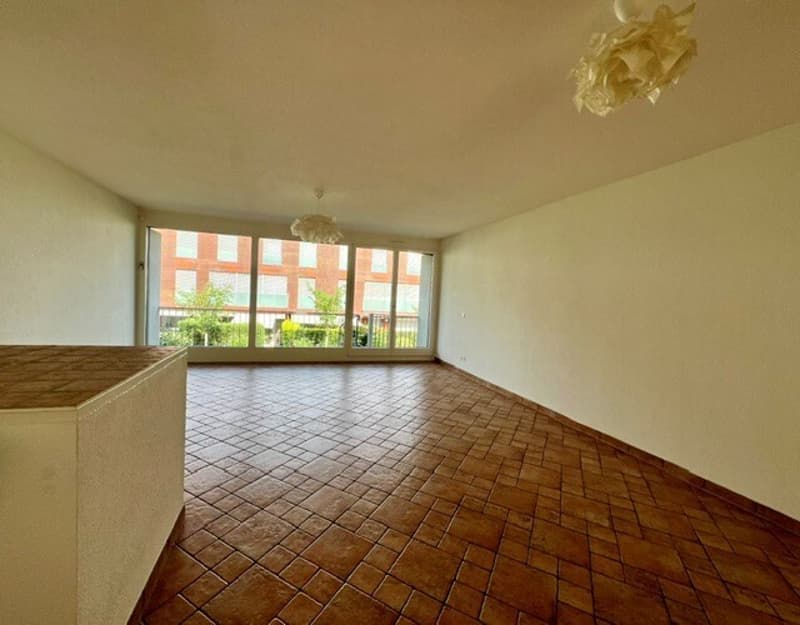 Beau duplex lumineux traversant de 5.5 pièces avec jardins (4)