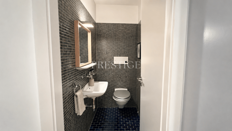 Appartement 2.5 pièces au centre de Crans – Terrasse & fort potentiel (8)