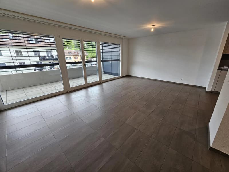 Bel appartement contemporain de 3.5 pièces avec balcon (3)