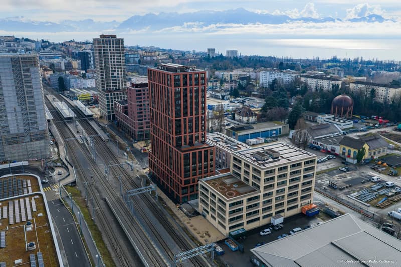 Surfaces de bureaux modernes de 200 à 1300 m2 (2)