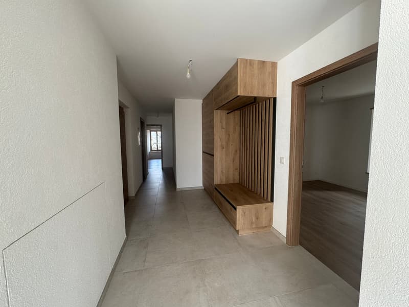 Magnifique appartement de 4,5 pièces avec balcon au deuxième étage (6)