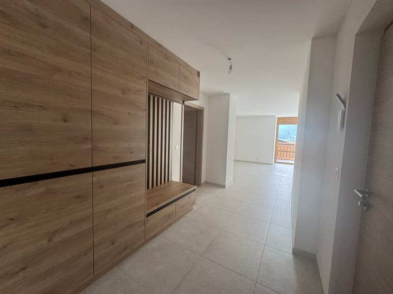Magnifique appartement de 4,5 pièces avec balcon au deuxième étage (7)