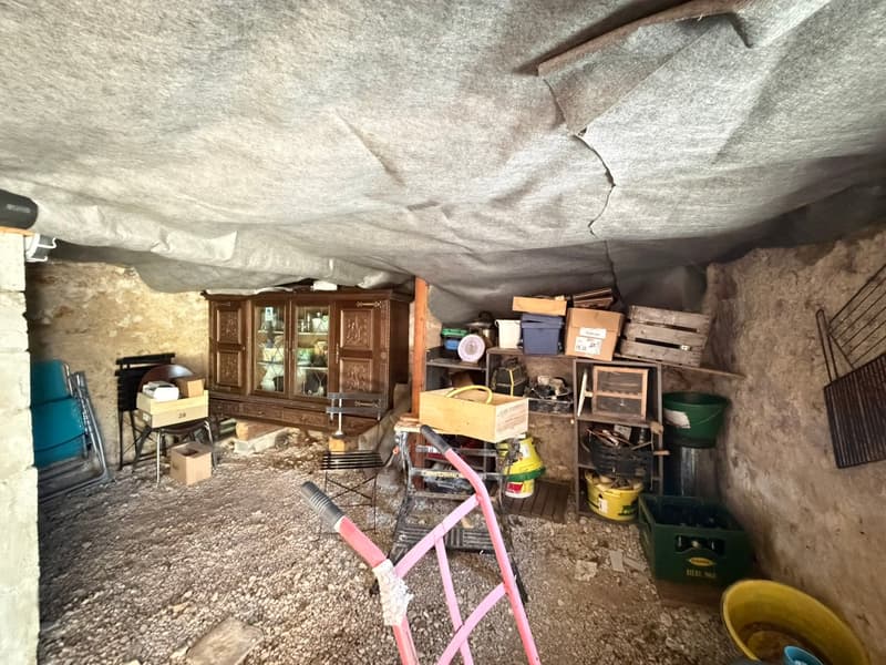 La cave.
