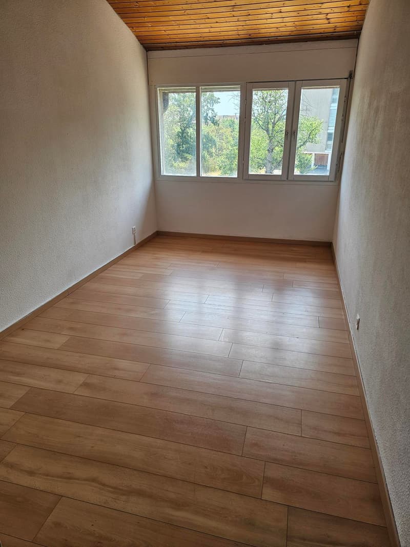 Splendide villa jumelle dans quartier résidentiel (8)