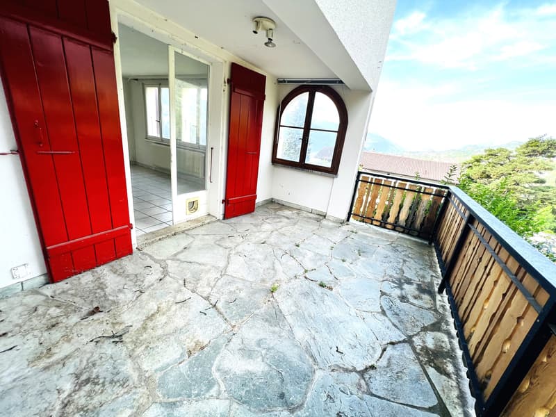 Offre unique! Spacieuse maison à rénover - 2 Appartements de 6.5 pces (9)