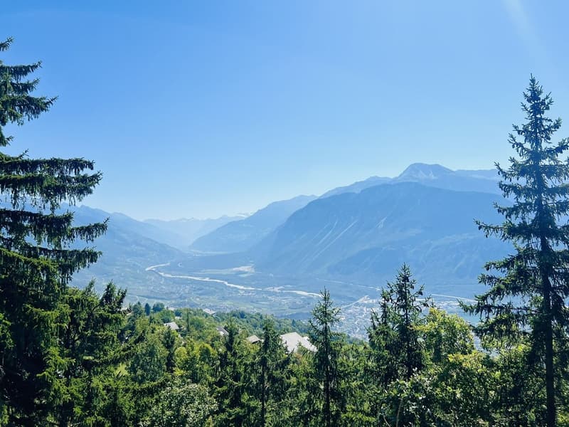 mountains, river, trees, houses, clear sky