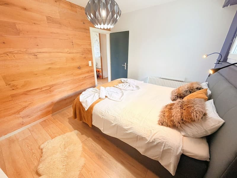 Magnifique 2.5 pces entièrement rénové - Spacieux & lumineux - Endroit calme - Belle vue -Bien situé (7)