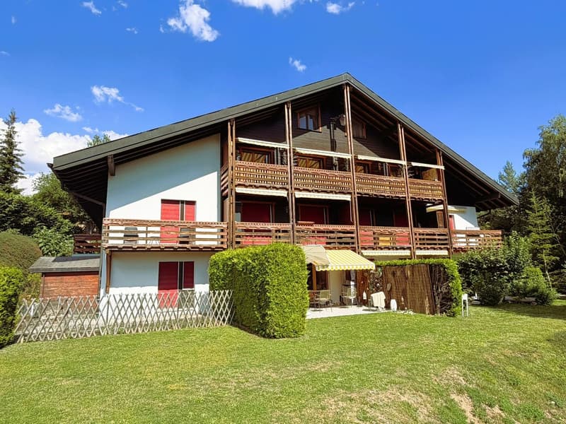 Magnifique appartement (2.5 pces) entièrement rénové - Spacieux & Lumineux - Lieu calme - Bien situé (14)
