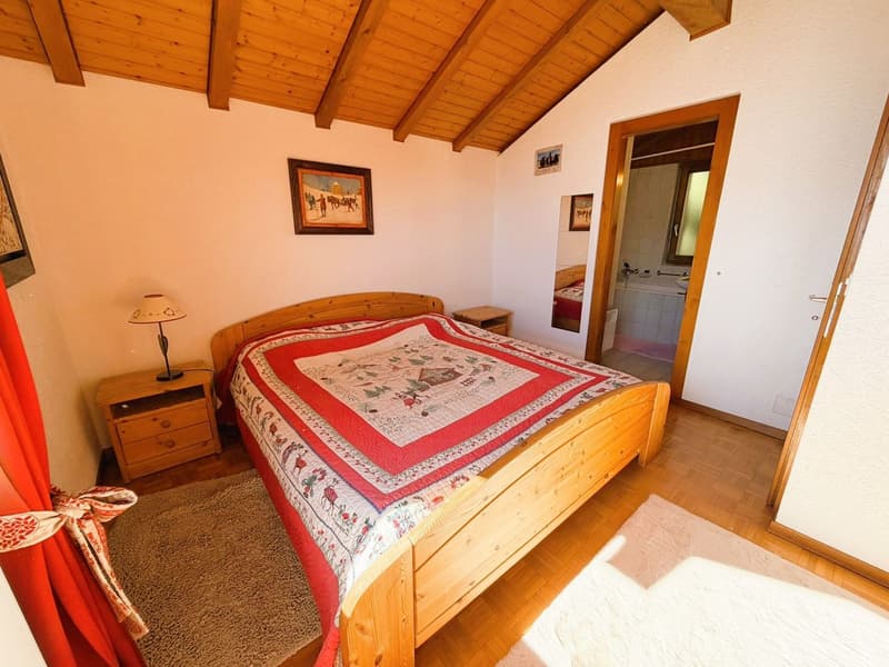 Magnifique duplex de 4.5 pces - Spacieux et lumineux - Lieu très calme - Superbe vue - Bien situé (11)