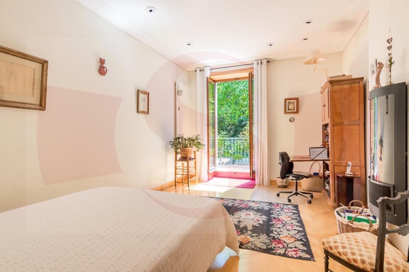 Rare appartement proche de l'église Russe (7)