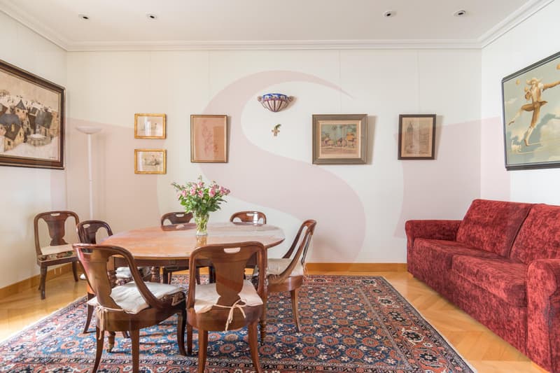Rare appartement proche de l'église Russe (8)