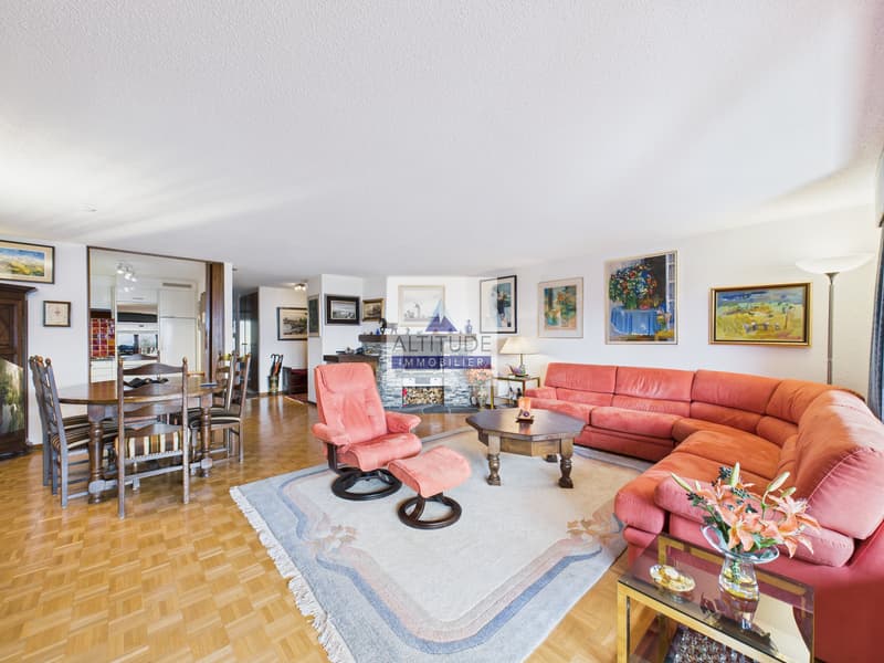 CAM04192G0-PR0043-STILL002