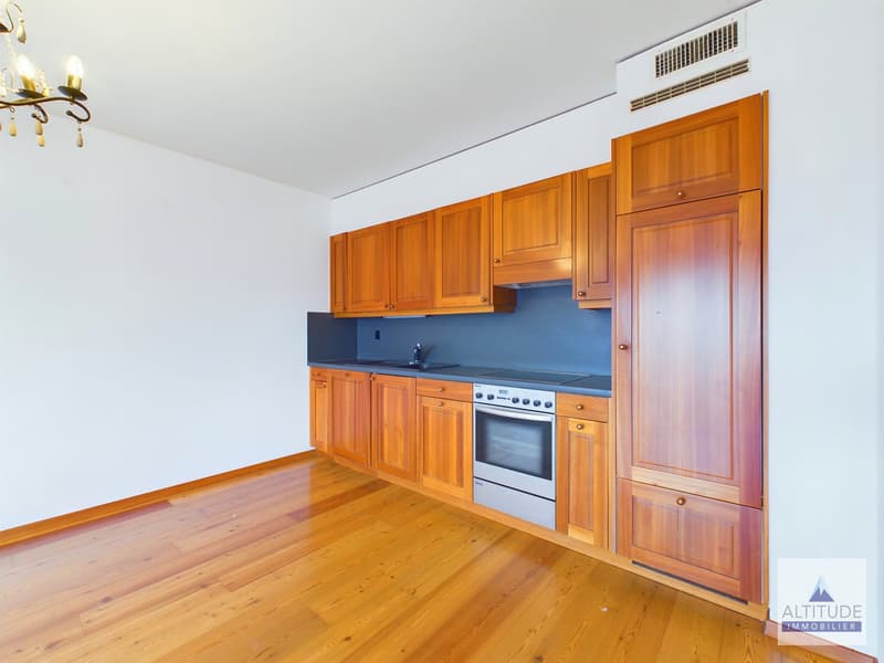 Charmant appartement de 2,5 pièces à Crans-Montana avec vue panoramique (4)