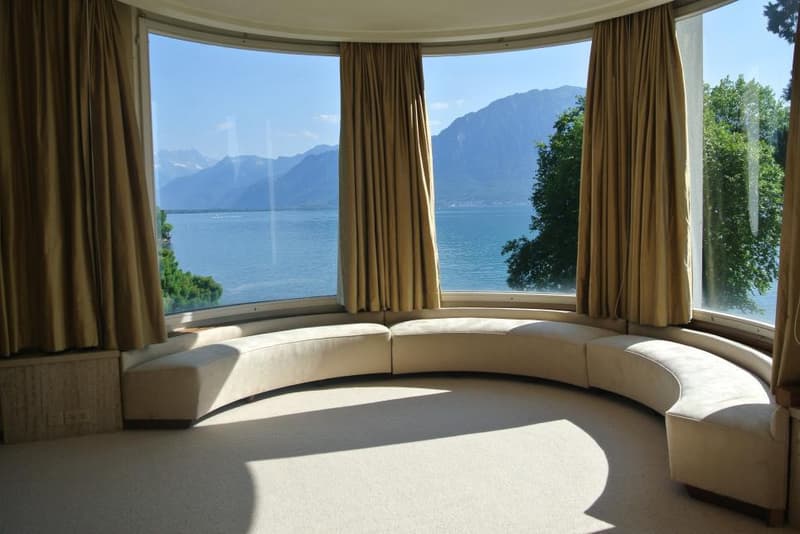 Propriété d'exception pied dans l'eau proche de Montreux (9)