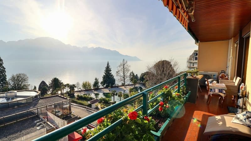 Superbe appartement à deux pas du lac avec vue panoramique, Montreux (2)