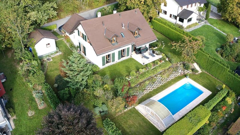 Superbe villa avec vue lac et piscine à Lutry (1)