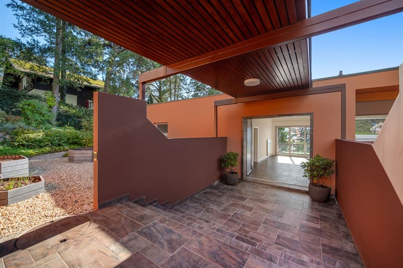 Propriété contemporaine rénovée avec vue panoramique à Chernex (3)