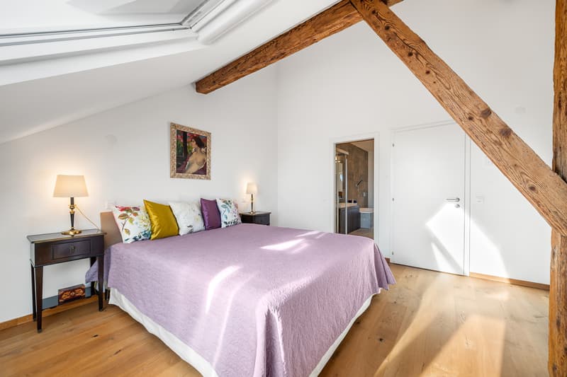 Maison de village d'exception, volumes remarquables, lumière - La Côte (13)